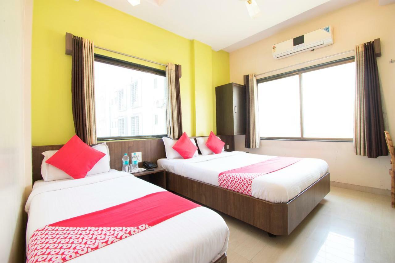 OYO 4092 Hotel Sai Palkhi Shirdi Bagian luar foto