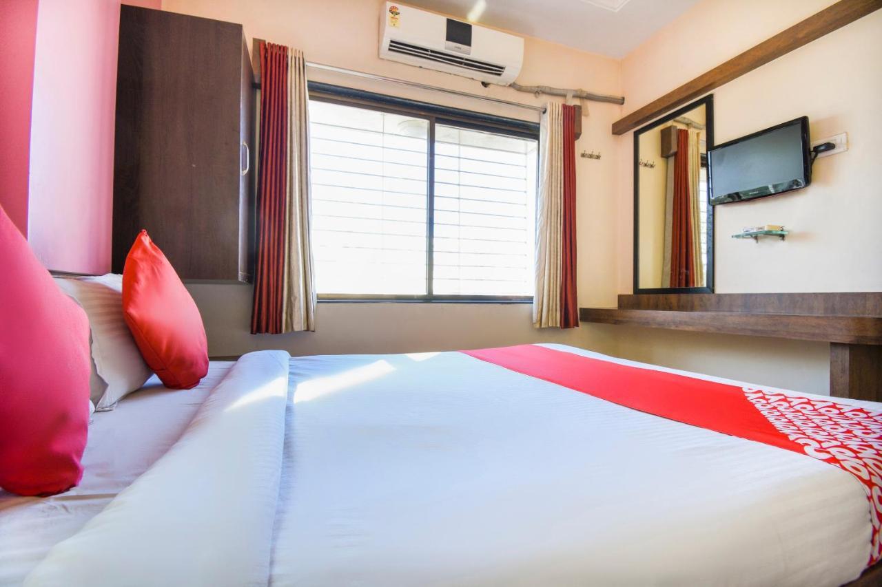 OYO 4092 Hotel Sai Palkhi Shirdi Bagian luar foto